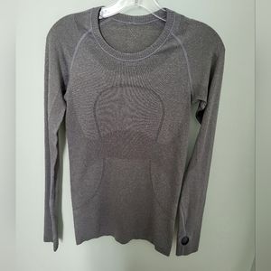 Lululemon Swiftly Tech Long Sleeve Top Gray Thumbholes XS/S‎ Activewear